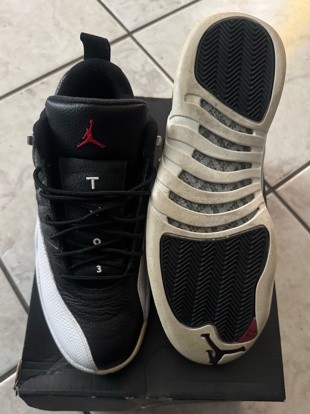 Jordan Men's Retro 12 Low-Top Sneakers in Black and White - Picture 2 of 7